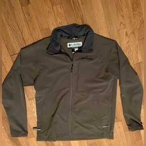 Columbia Men Jacket size Large